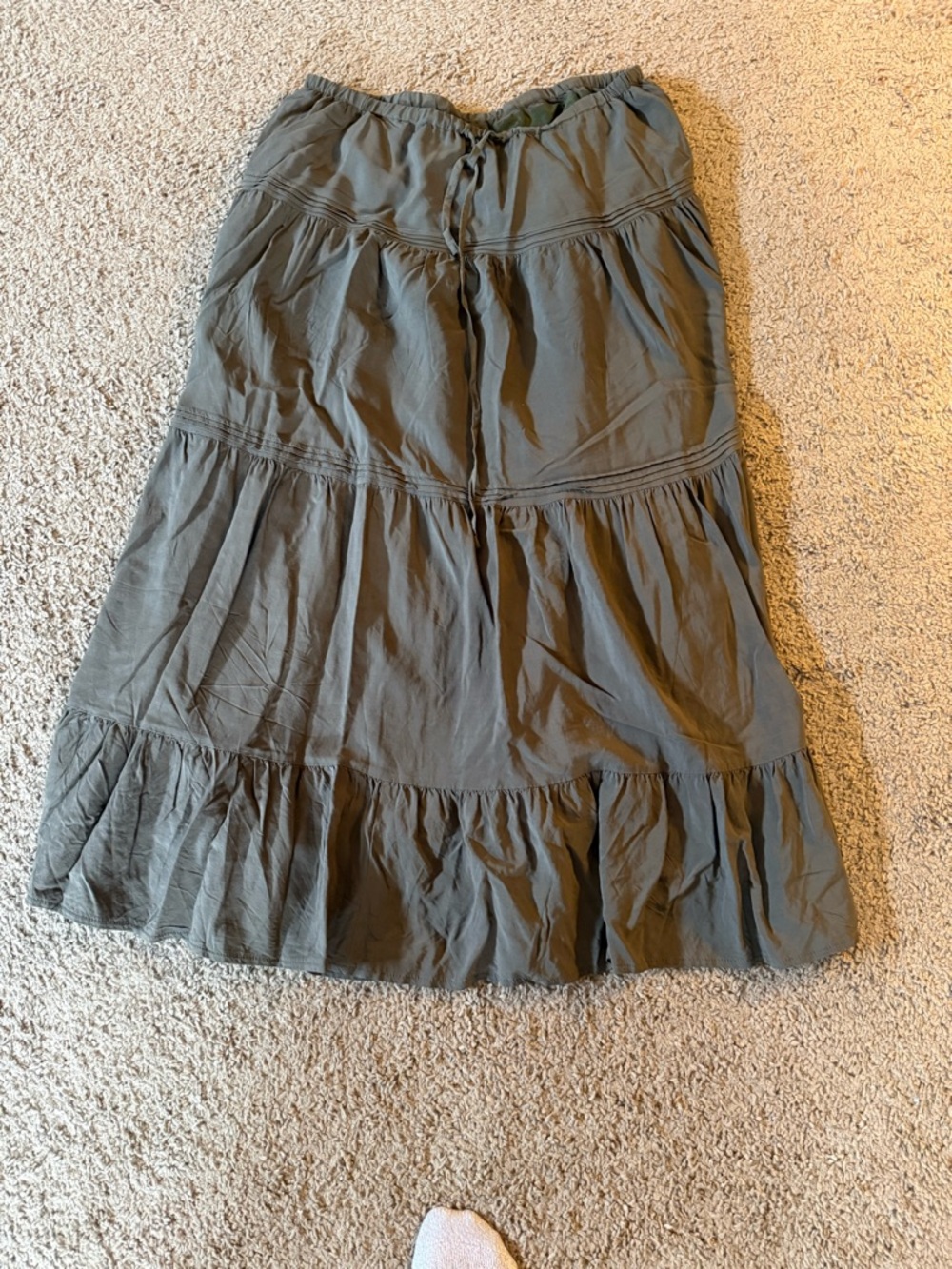 SHEIN Olive Tiered Maxi Skirt with Drawstring